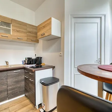 Appartement Thomas F2 Moderne Au Coeur De La Bouille Extérieur photo